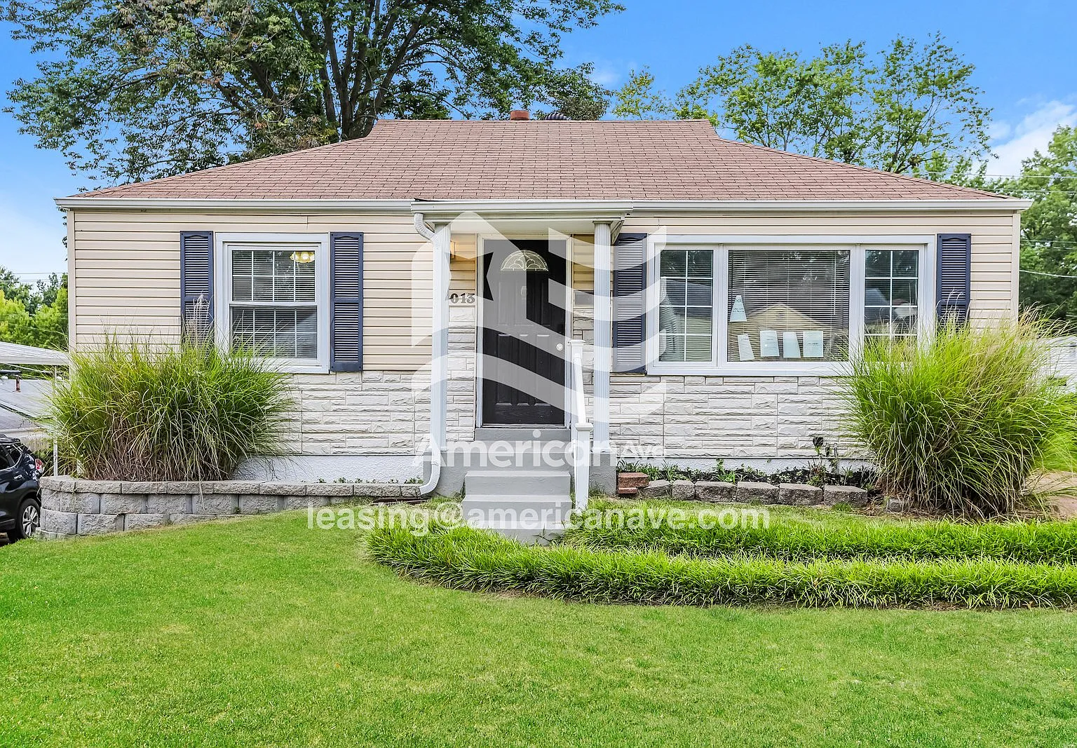 2 bed, 1.0 bath, 1038 sqft, $1,550 — Photo 1