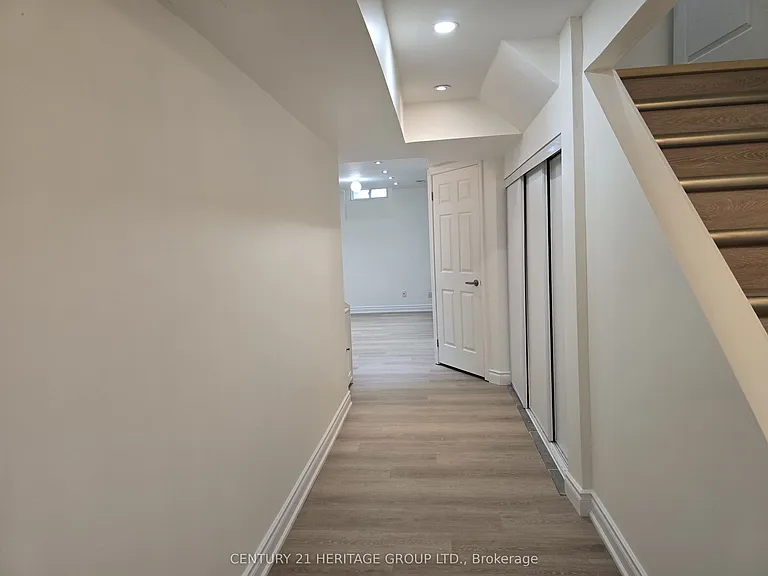 37 Luisa St — Photo 27