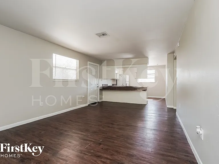 3532 Brink Cir — Photo 4