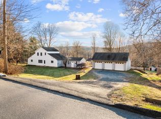 22 Old Middle Road, Brookfield, CT 06804