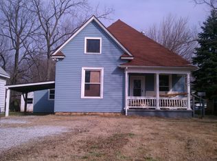 2046 N Johnston Ave, Springfield, MO 65803