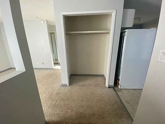 5th image of 9719 69th Ave