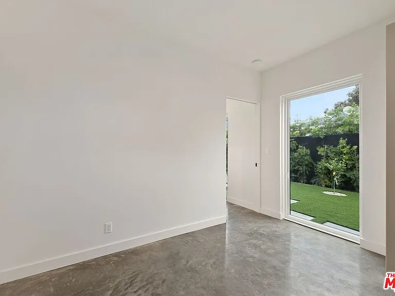 15322 De Pauw St — Photo 13