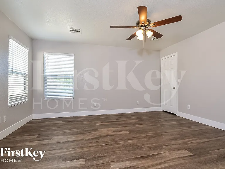 11101 Okeefe Ct — Photo 9
