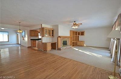 3rd image of 49 Lucy Ln