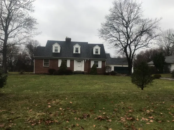 215 48th St NW, Canton, OH 44709