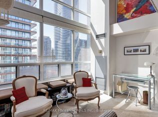 25 Maitland St #1506, Toronto, ON M4Y 2W1