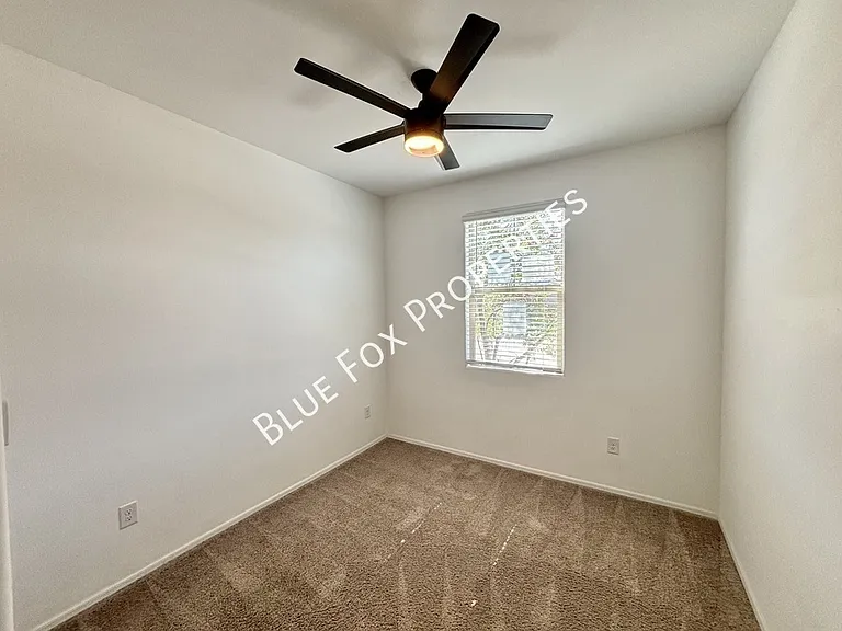 12013 E Ryscott Cir — Photo 14