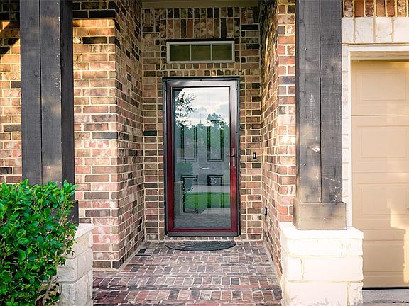 4th image of 7714 Brooks Crossing Dr