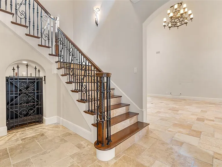9841 Covent Garden Dr — Photo 31