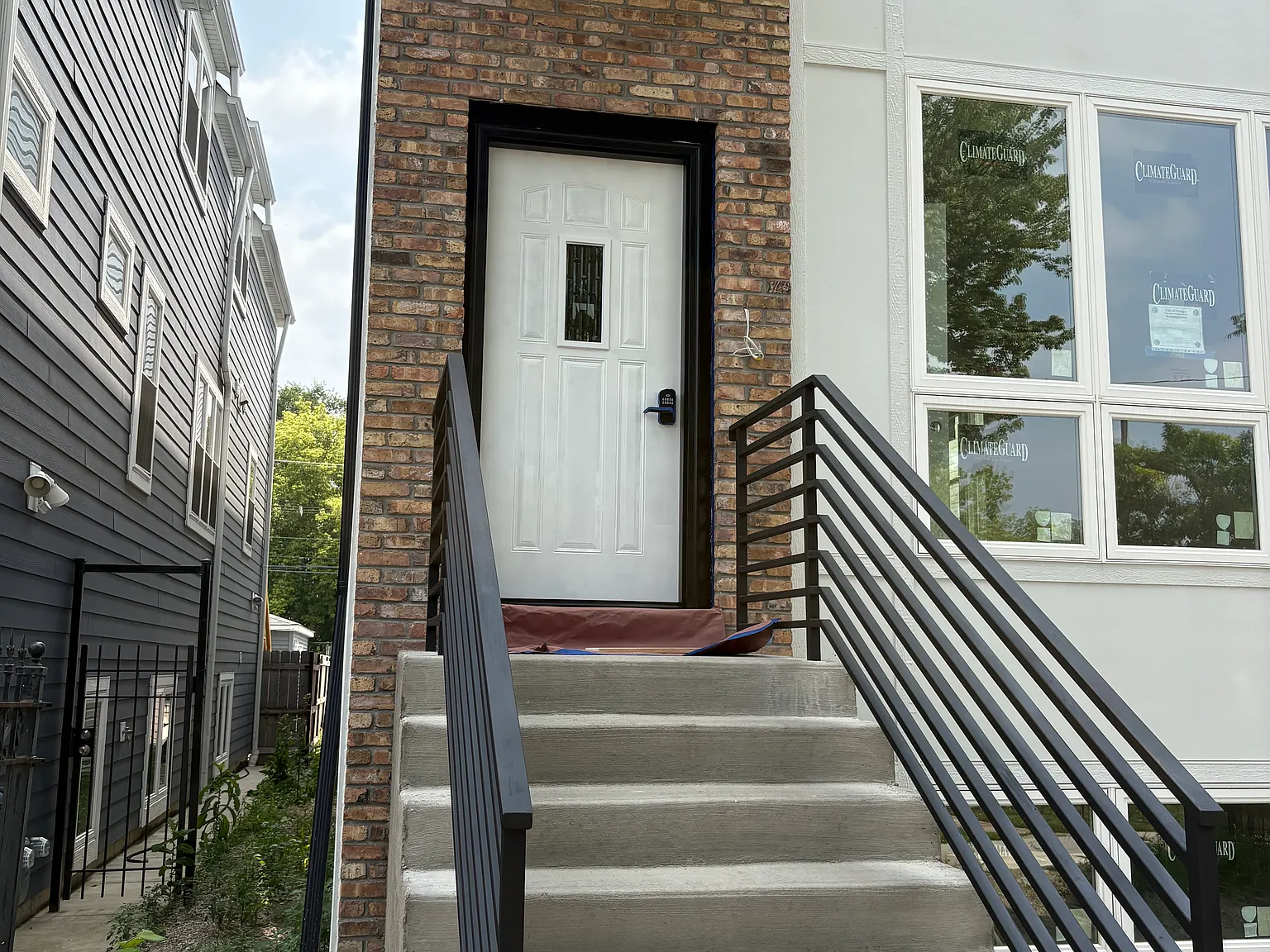 1 bed, 500 sqft, $1,200 — Photo 3
