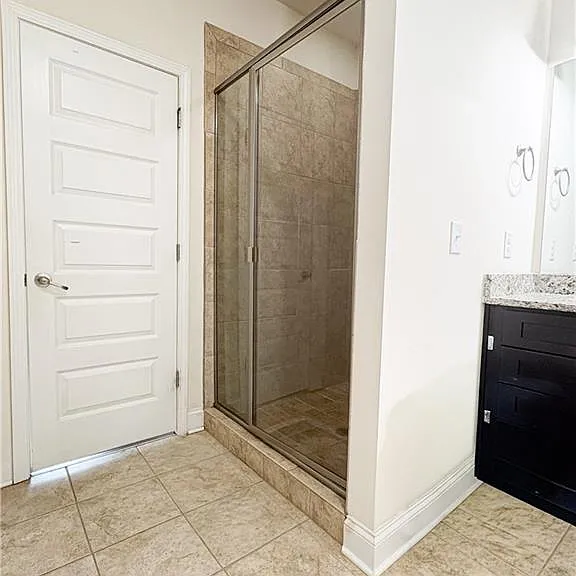10643 Naramore Ln — Photo 18