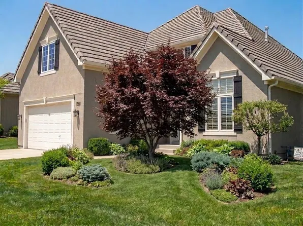 5272 W 150th Ter, Leawood, KS 66224