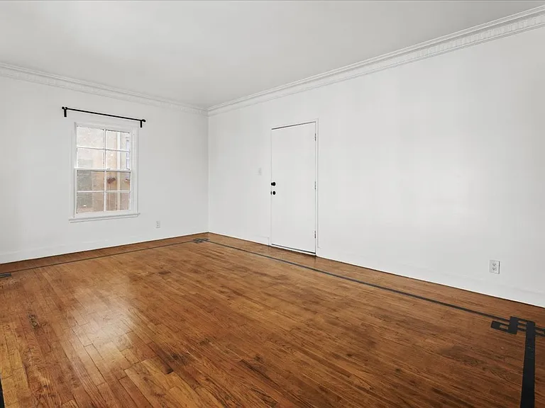 1029 S Westmoreland Ave #201 — Photo 4