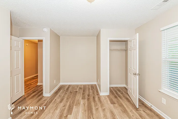 300 Beech Hill Ct — Photo 10
