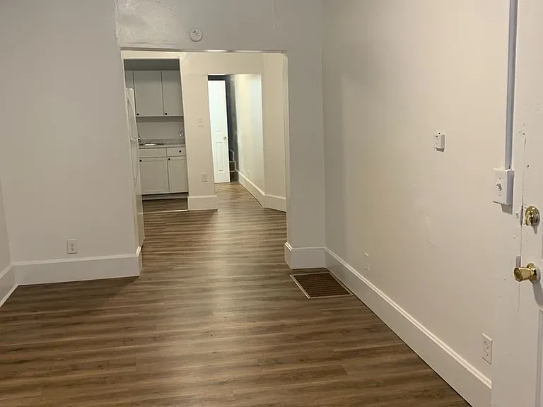 222 E Philadelphia St #1 — Photo 4