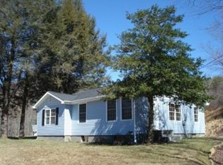 33 Laurel Pines Church Rd, Fairview, NC 28730