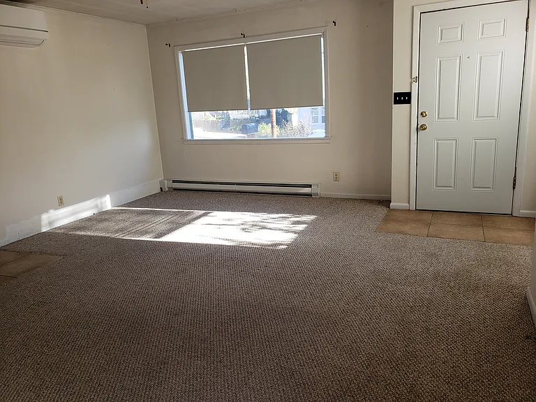 2057 Lavey St — Photo 5