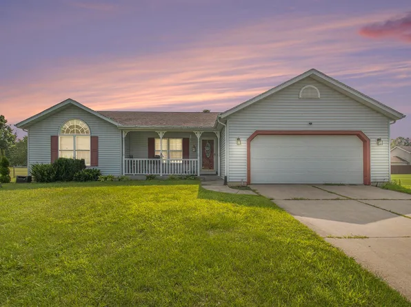 54754 Dawn Dr, Osceola, IN 46561