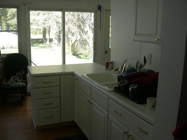 2nd image of 205 E Church St