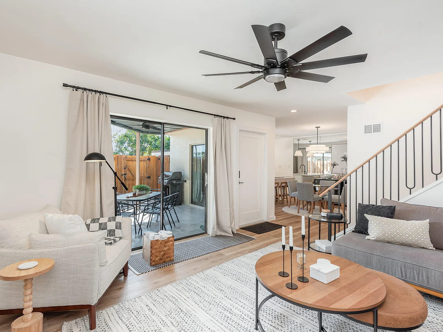 2 bed, 2.0 bath, 1340 sqft, $2,900 — Photo 2