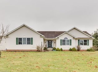 13236 Louisville St NE, Paris, OH