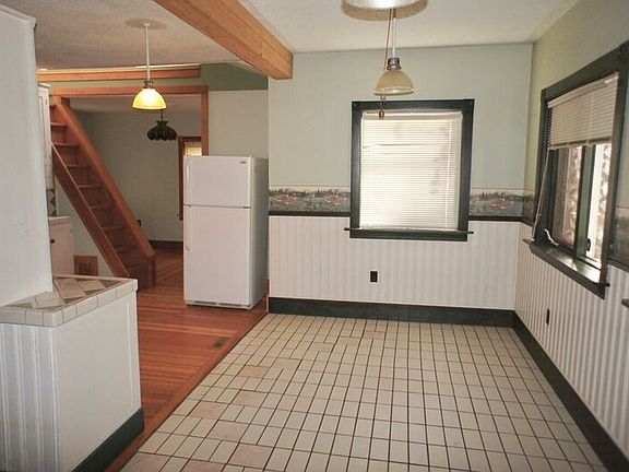 3 10004 104 St_03302018