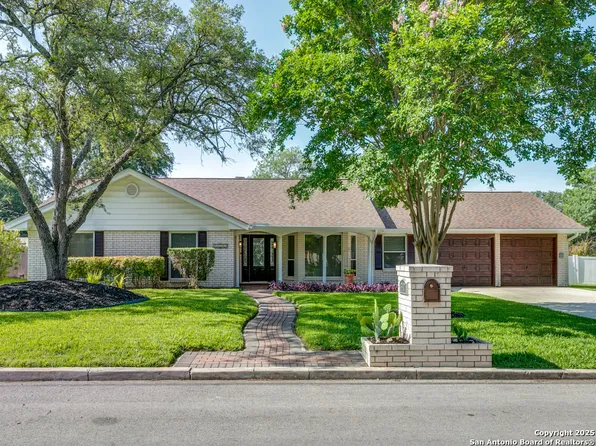 610 Fawndale, Windcrest, TX 78239