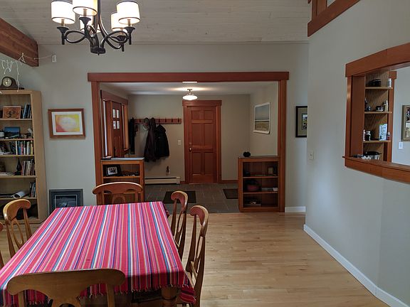 5th image of 2420 Wedgewood Dr SE