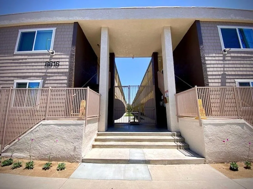 8816 Laurel Canyon Blvd