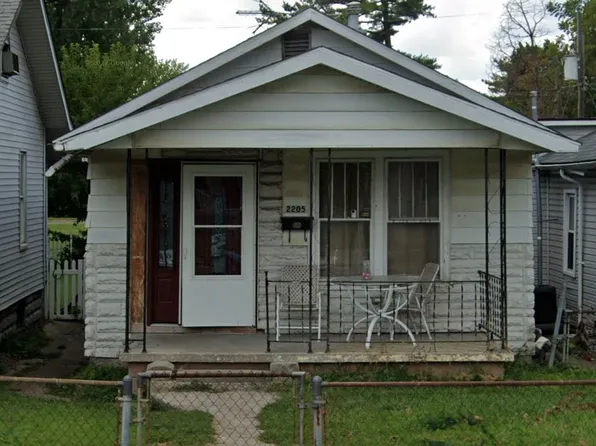 2205 Nevada Ave, Granite City, IL 62040