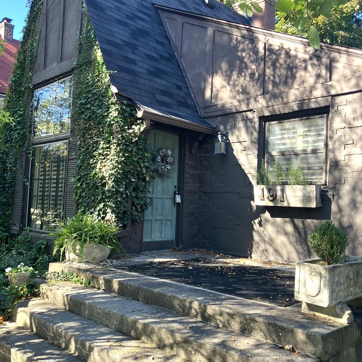 191 E Lincoln Ave, Birmingham, MI 48009