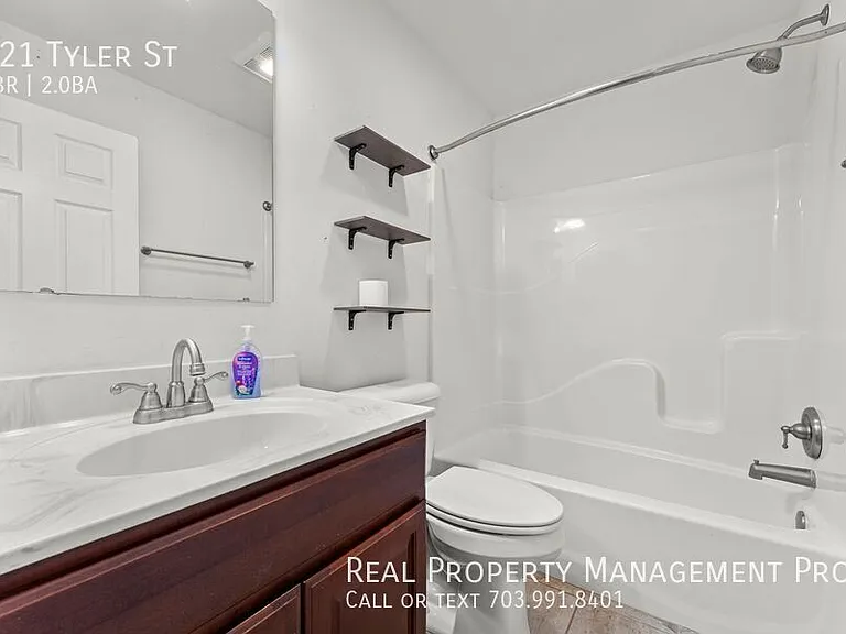 321 Tyler St — Photo 16