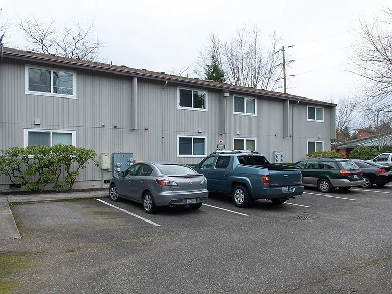 7950 168th Redmond — Photo 8