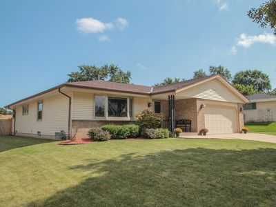 5200 S 22nd St, Milwaukee, WI, 53221