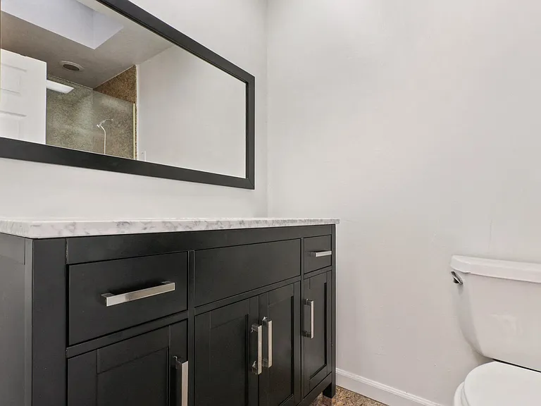 10306 Keswick Ave — Photo 24