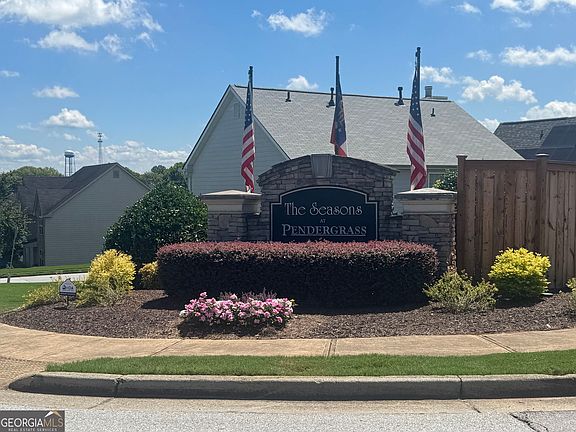 3rd image of 337 Darling Ln