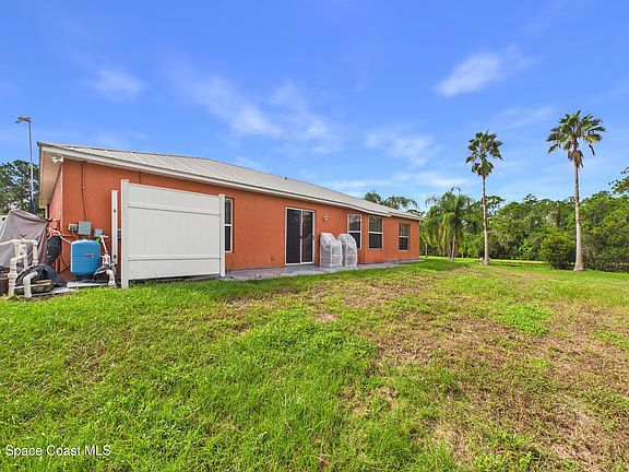 3rd image of 13850 77th St