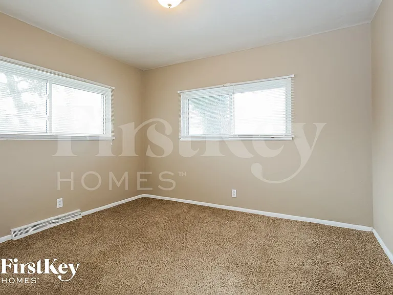 6114 Fee Fee Rd — Photo 12