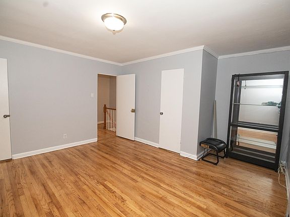 4th image of 1044 Virginia Ave