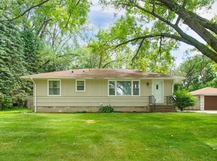 1030 Woody Ln NW, Coon Rapids, MN 55448