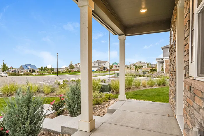 3 bed, 2.5 bath, 1468 sqft, $2,545 — Photo 4