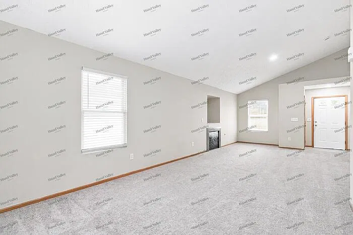 3 bed, 2.0 bath, 1176 sqft, $1,780 — Photo 4