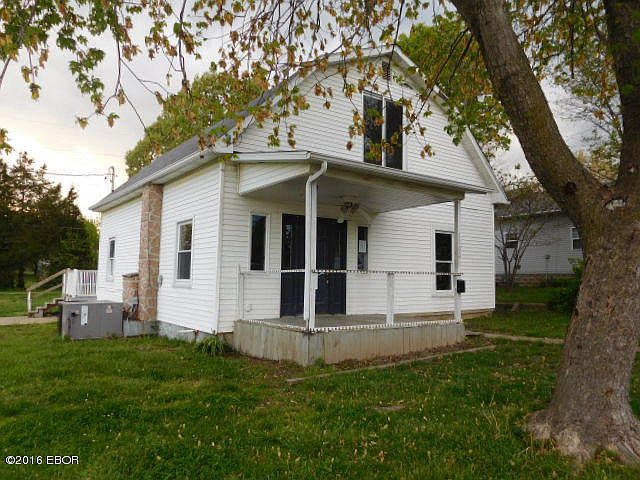 1st image of 1302 Burgess Ave