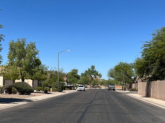 4th image of 2079 N Saint Francis Pl