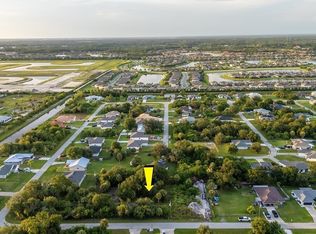 3854 Heyburn St, Fort Myers, FL 33905