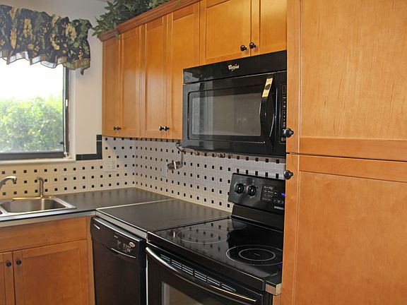 Light & Bright Kitchen