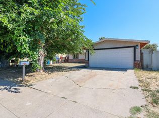 1321 Aurora St, Modesto, CA 95351