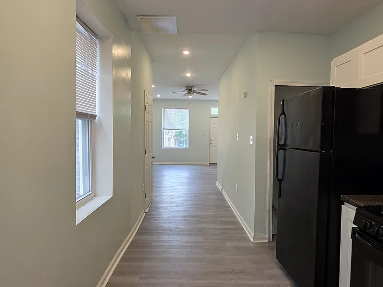 1864 N Uber St — Photo 9