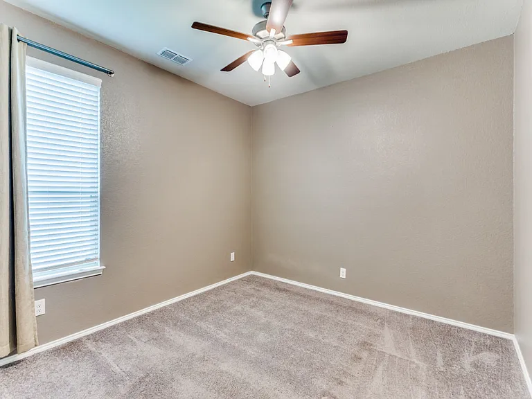 2804 Bursera Ln — Photo 7